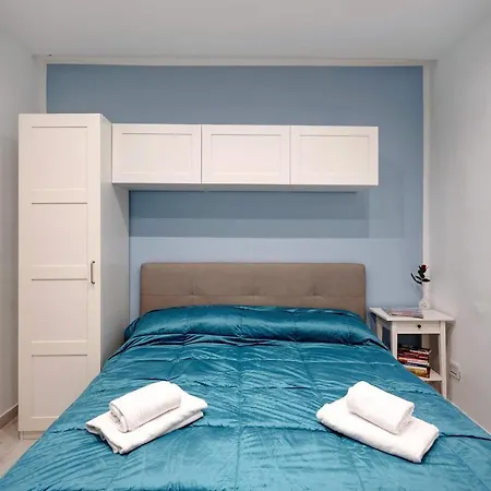 Ampolla House Neapel