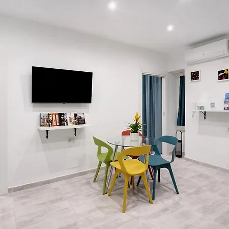 Apartmán Ampolla House *